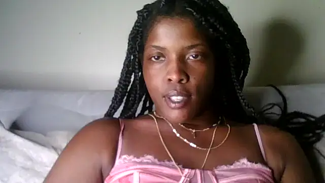 CaramelGoddessxoxo online show from June 5, 2026, 11:10 pm