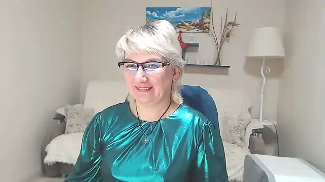 FleurMays online show from February 19, 2025, 7:50 am