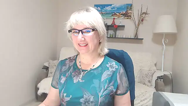 FleurMays online show from February 20, 2025, 4:28 am