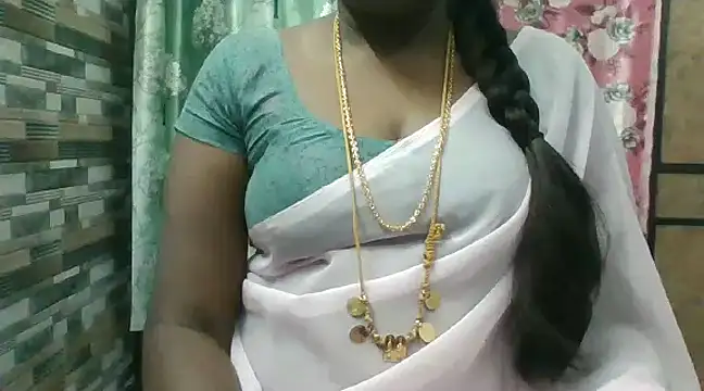 Snapshot of Hot_akshara chatting on December 13, 2024, 3:21 pm Hot akshara online show from December 13, 2024, 3:21 pm