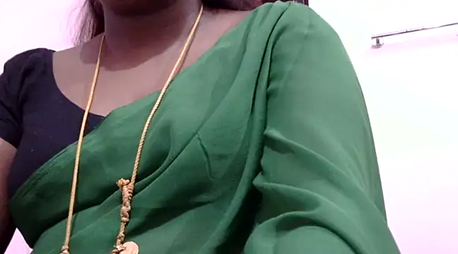 Snapshot of Hot_akshara chatting on February 19, 2025, 2:44 pm Hot akshara online show from February 19, 2025, 2:44 pm