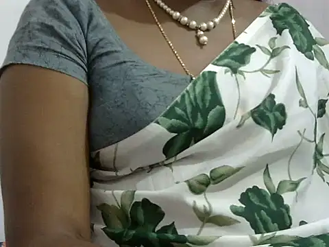 Snapshot of Hot_akshara chatting on September 22, 2025, 2:30 pm Hot akshara online show from September 22, 2025, 2:30 pm