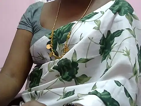 Hot akshara online show from November 12, 2025, 4:57 am