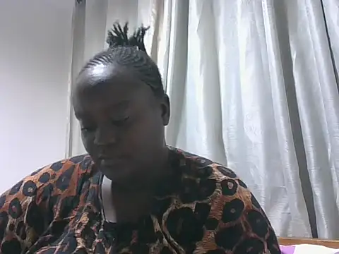 Hotwife8 online show from September 25, 2025, 3:38 pm