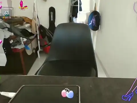 MakeMeCumAhh online show from February 18, 2026, 6:42 am