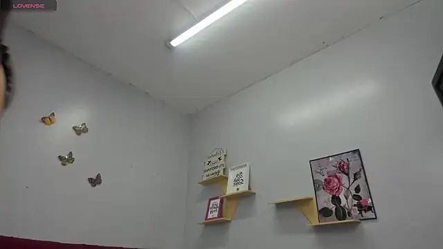 kathina giraldo online show from October 11, 2025, 12:47 pm