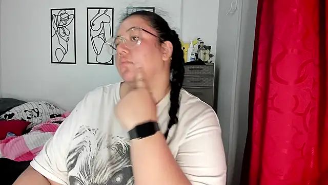 RubyPirsso18 online show from February 11, 2026, 7:08 pm