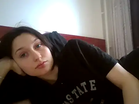 babyroxanne online show from March 22, 2026, 1:47 pm