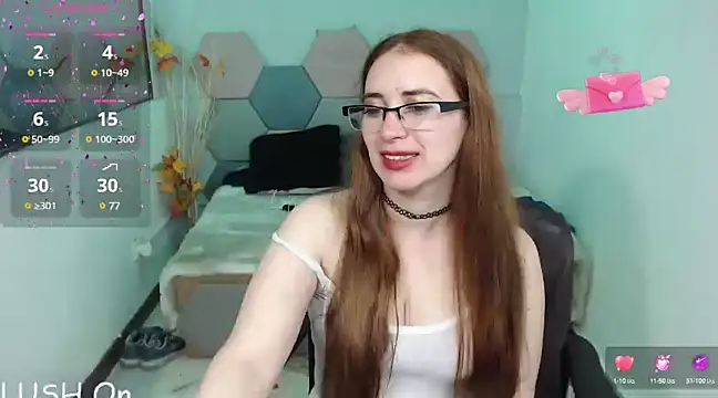 CharloteTaylor  online show from February 7, 2025, 3:55 am