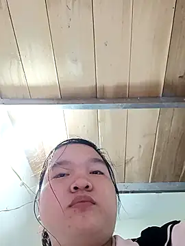 Thomgdee online show from October 21, 2025, 1:06 am