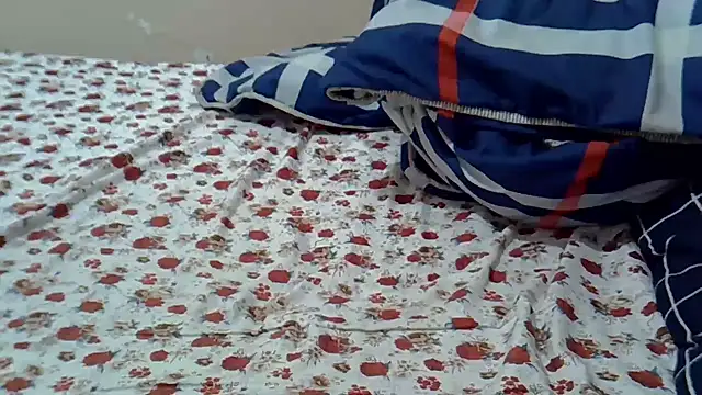 Snapshot of Just_Karu chatting on June 4, 2026, 8:31 am Just Karu online show from June 4, 2026, 8:31 am