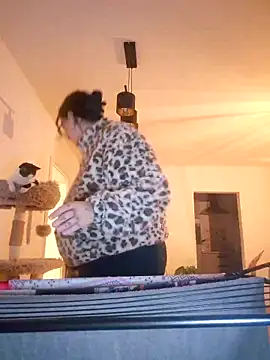 Jujuicy 97 online show from December 16, 2025, 7:08 pm