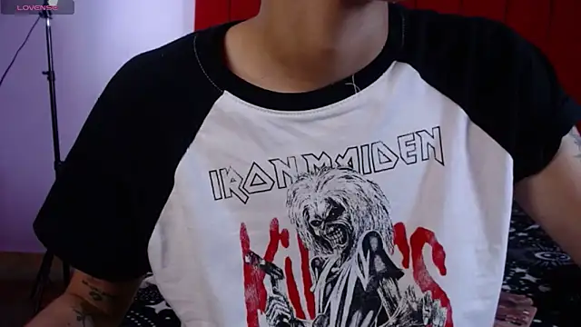 Bunny bel online show from October 19, 2025, 1:01 pm