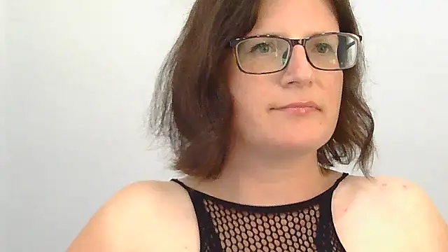 CrimsonMistress online show from March 9, 2025, 5:00 am