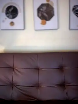 MaverickGray online show from October 10, 2025, 3:33 pm