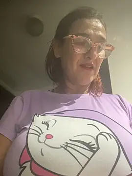 anastasia and jordan online show from October 9, 2025, 8:56 am