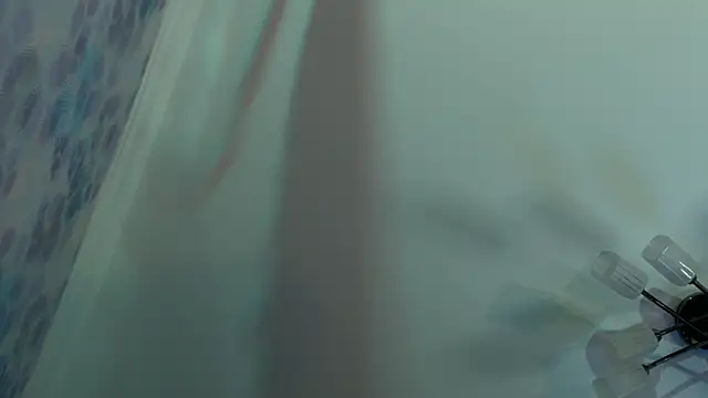 KiraLiLime online show from March 10, 2025, 6:12 pm