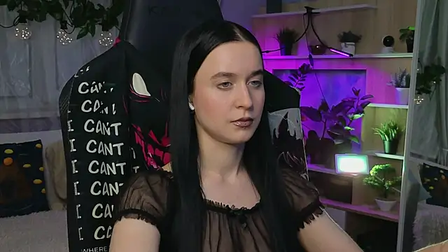 KiraLiLime online show from March 20, 2025, 9:02 pm