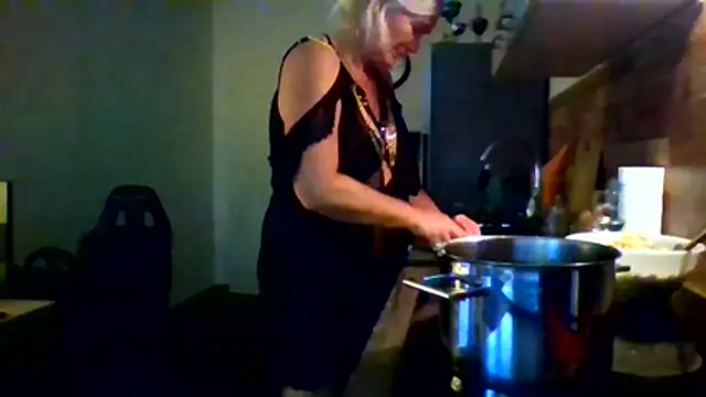 Your Wish 4U online show from November 1, 2025, 2:41 pm