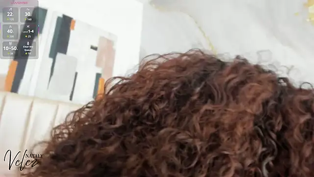 nataly velez online show from November 18, 2025, 6:45 pm