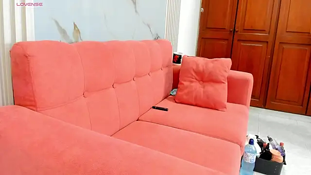 BridgetRodriguez online show from September 26, 2025, 12:31 pm