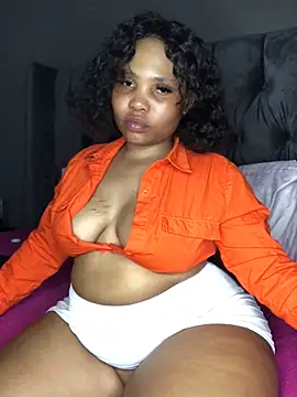 Anaelle24 online show from February 11, 2025, 6:11 pm