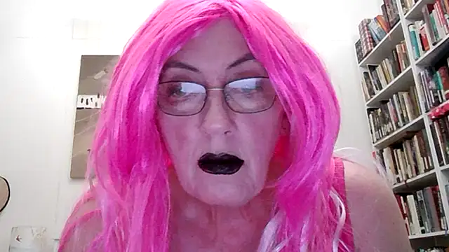 S4mmysplace online show from March 18, 2025, 8:03 am