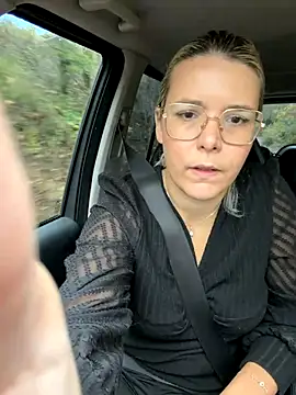 EmyLana online show from October 23, 2025, 8:24 am