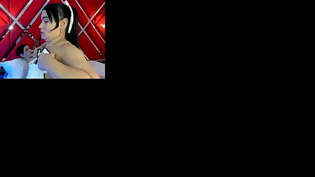 SusanCouper online show from October 18, 2025, 10:32 pm