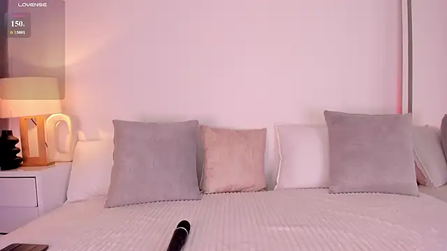 alisson 81 online show from March 19, 2025, 9:49 am