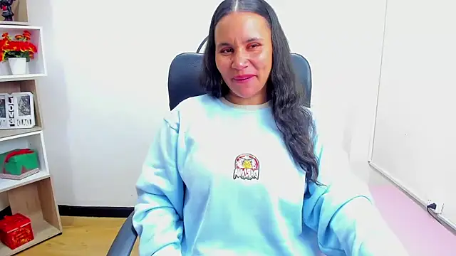 Saylor Lee22 online show from January 22, 2025, 7:35 am