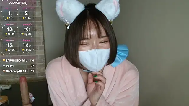 Snapshot of sara__xx__love chatting on December 10, 2024, 4:13 am sara xx love online show from December 10, 2024, 4:13 am