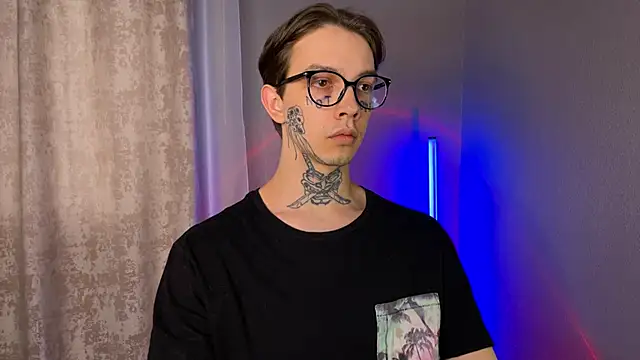 anahori  simon online show from January 15, 2025, 1:09 pm