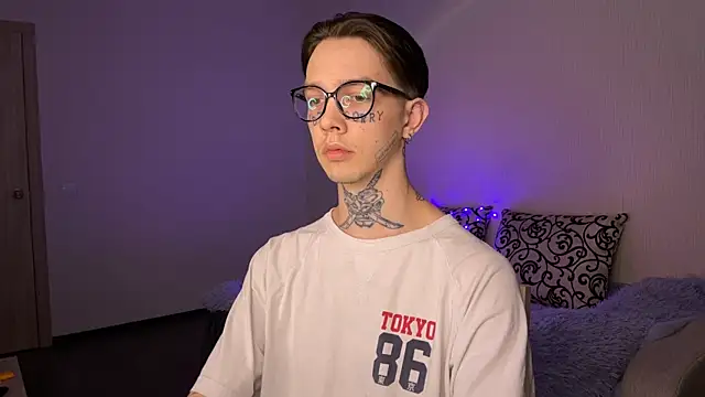 anahori  simon online show from February 27, 2025, 9:04 pm