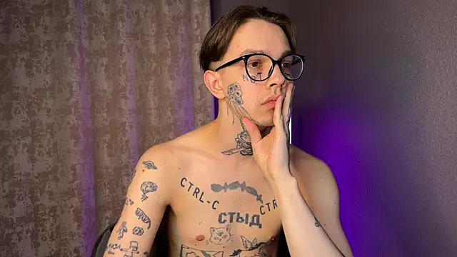 anahori  simon online show from March 8, 2025, 9:51 pm