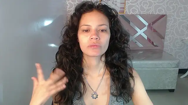 Snapshot of Tyna_ch chatting on September 8, 2025, 4:50 pm Tyna ch online show from September 8, 2025, 4:50 pm