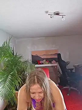 Supertitten95DD online show from February 12, 2025, 9:20 am