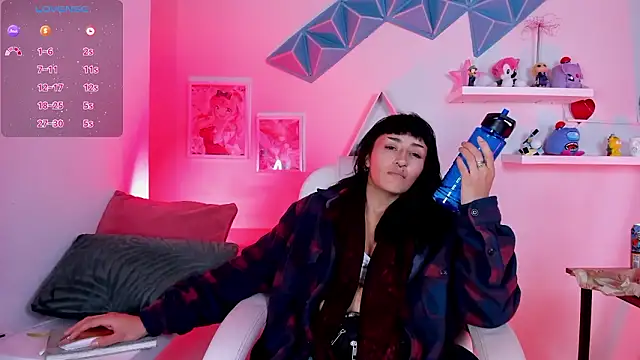 Valkiria ponce online show from March 12, 2026, 5:24 am