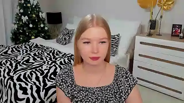 shy  lady online show from January 7, 2025, 9:57 pm