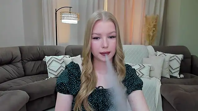 Snapshot of shy__lady chatting on May 31, 2026, 11:28 am shy lady online show from May 31, 2026, 11:28 am