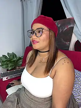 Lilithcaballero online show from February 26, 2025, 4:03 am