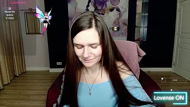 AriaGray online show from December 1, 2025, 2:00 pm