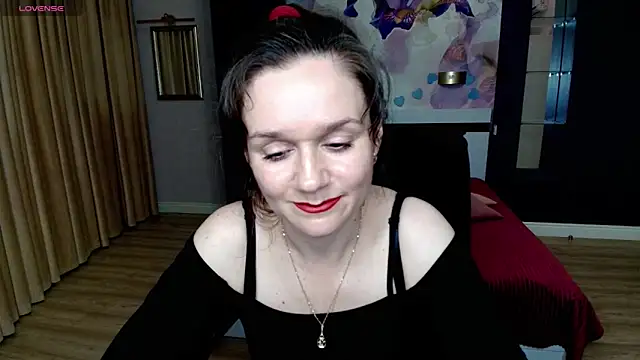 AriaGray online show from May 17, 2026, 1:47 am