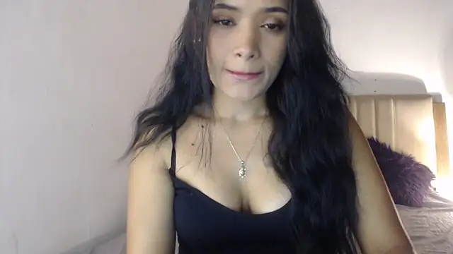 Snapshot of sabrina_brunette chatting on April 8, 2026, 3:28 am sabrina brunette online show from April 8, 2026, 3:28 am