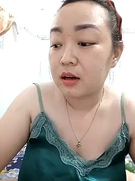 VyOanh2K online show from March 2, 2025, 9:10 am