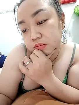 VyOanh2K online show from March 8, 2025, 7:27 am