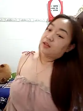 VyOanh2K online show from March 17, 2025, 7:24 am