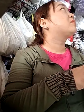 VyOanh2K online show from March 22, 2025, 3:52 am