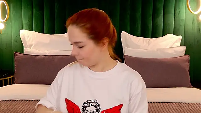 DeniseReese online show from March 6, 2026, 2:52 am