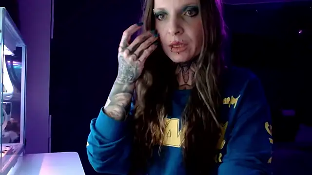 Snapshot of InesGold chatting on January 28, 2025, 6:28 pm InesGold online show from January 28, 2025, 6:28 pm